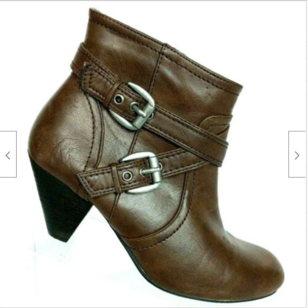 Steve Madden Brown Leather Viccee Ankle Boots Size 7M